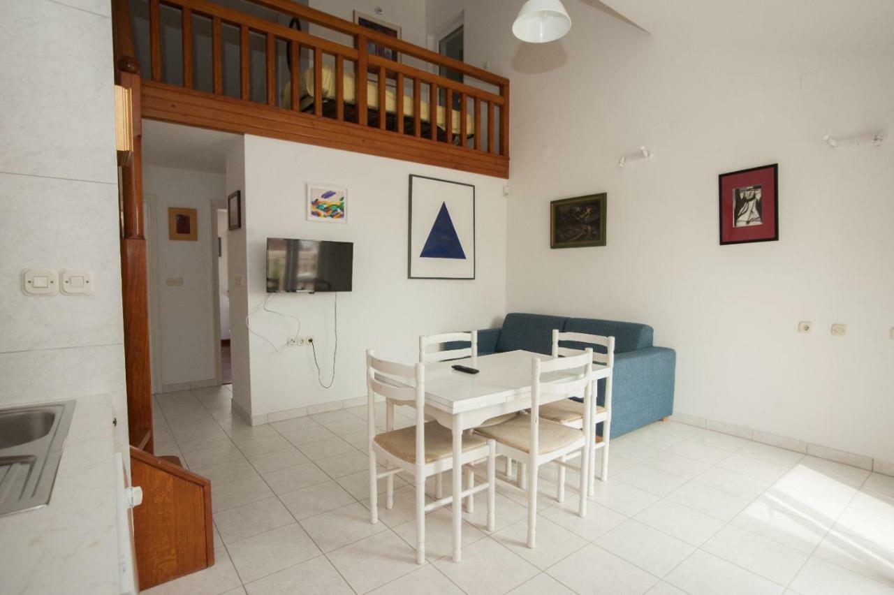 House Koloc Apartment โบล ภายนอก รูปภาพ