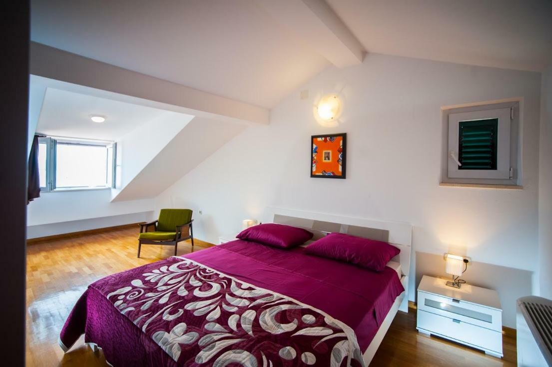 House Koloc Apartment โบล ภายนอก รูปภาพ